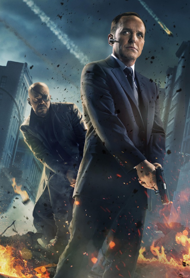 3595963-the-avengers-nick-fury-and-agent-coulson.jpg